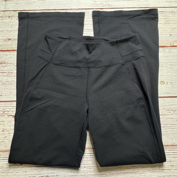 Lululemon Groove Pant Flare Full-On Luxtreme 32" in
Black Sz 12 - Picture 4 of 12